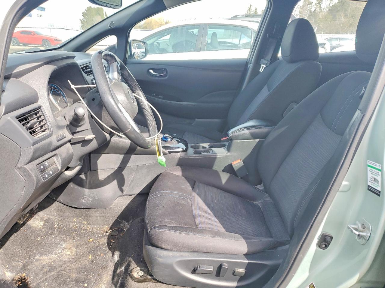 2018 Nissan Leaf S - Фото 7
