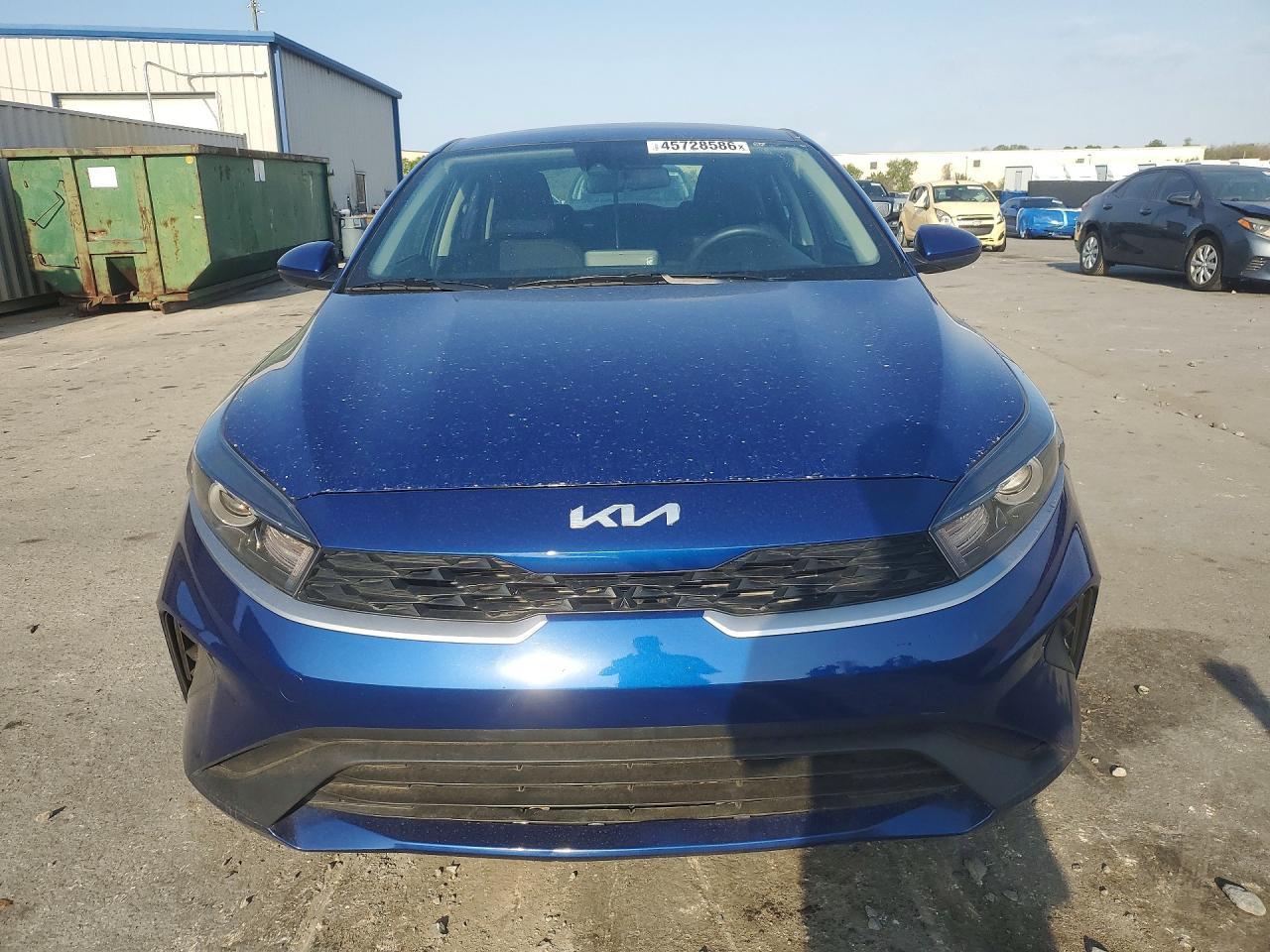 2024 Kia Forte Lxs - Image 5