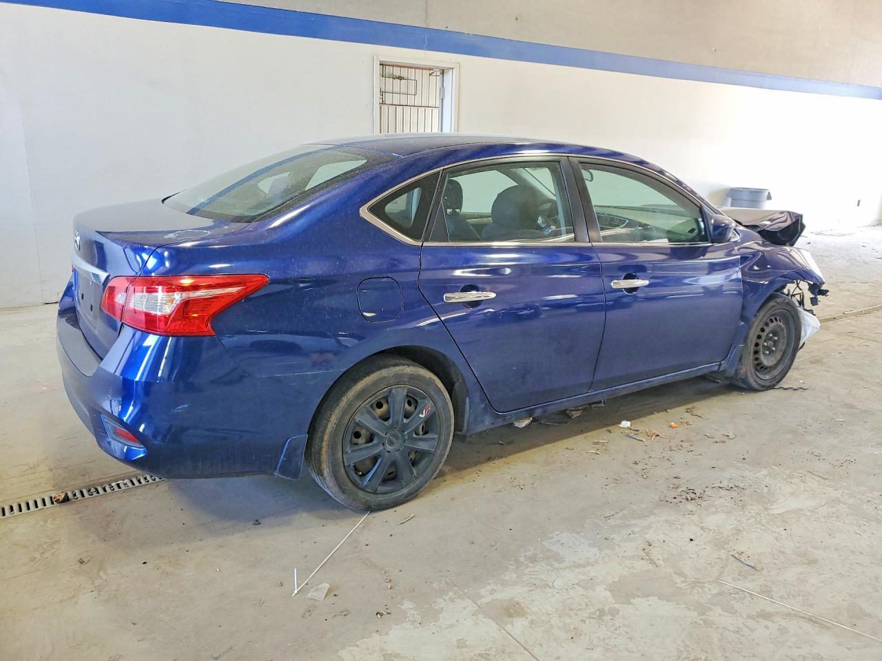 2016 Nissan Sentra S - Фото 3