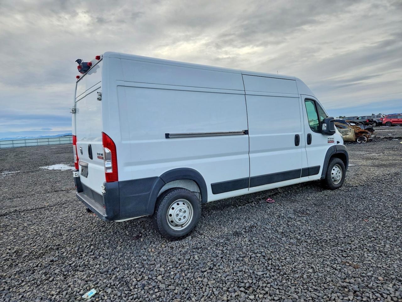 2019 Ram Promaster 2500 Delivery Van - Фото 3