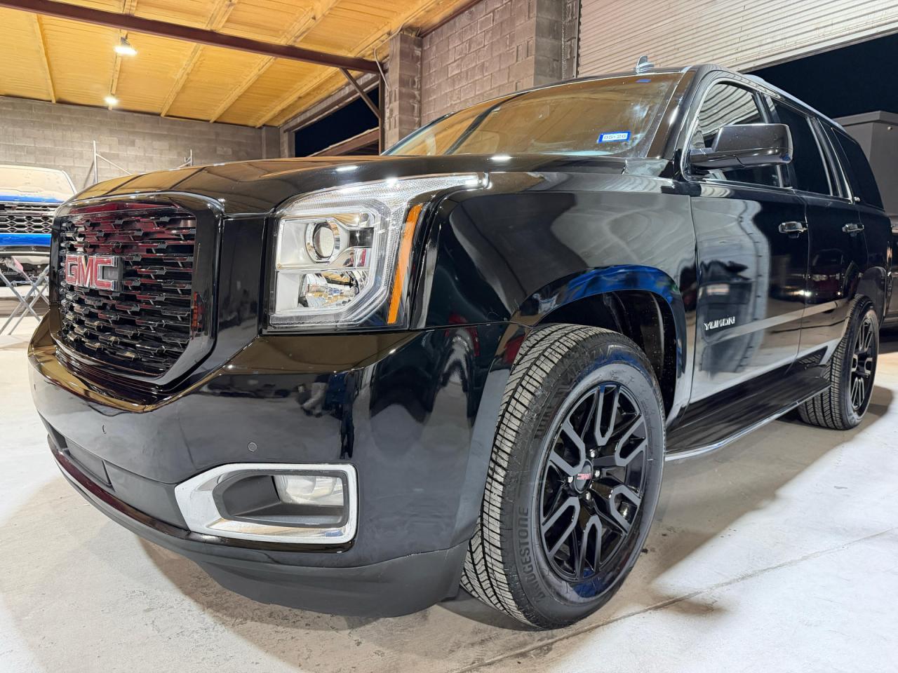 2015 GMC Yukon Slt - Image 2