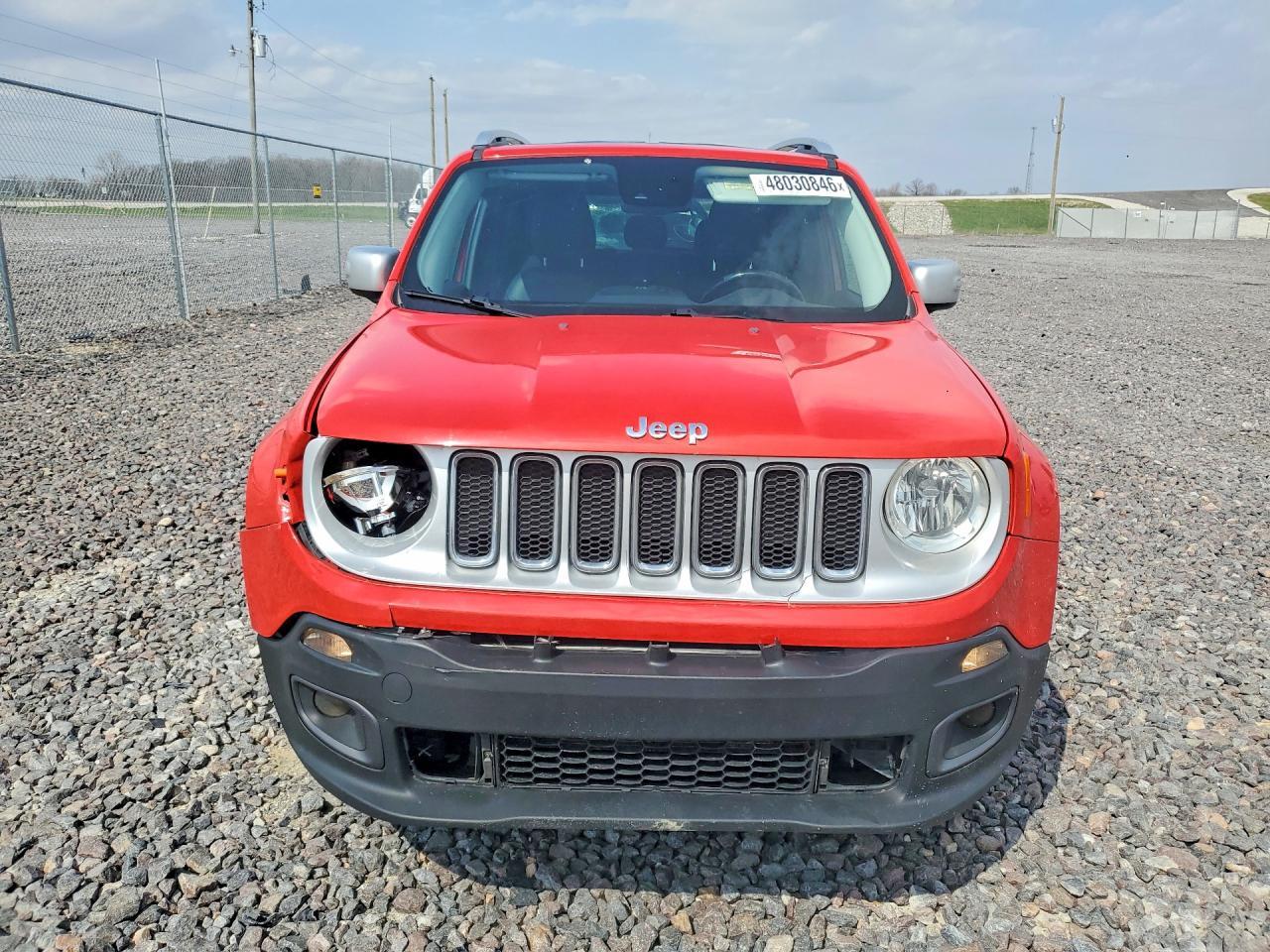 2016 Jeep Renegade - Image 5