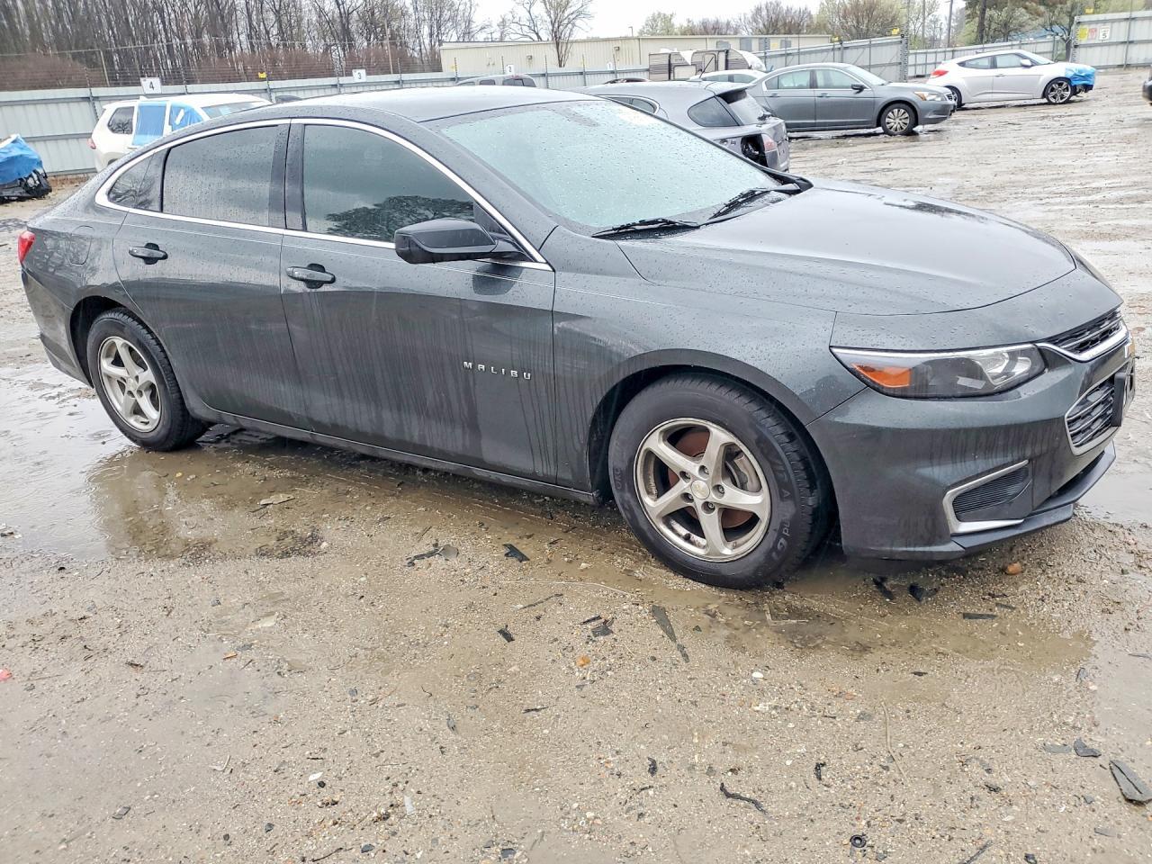 2017 Chevrolet Malibu Ls - Image 4