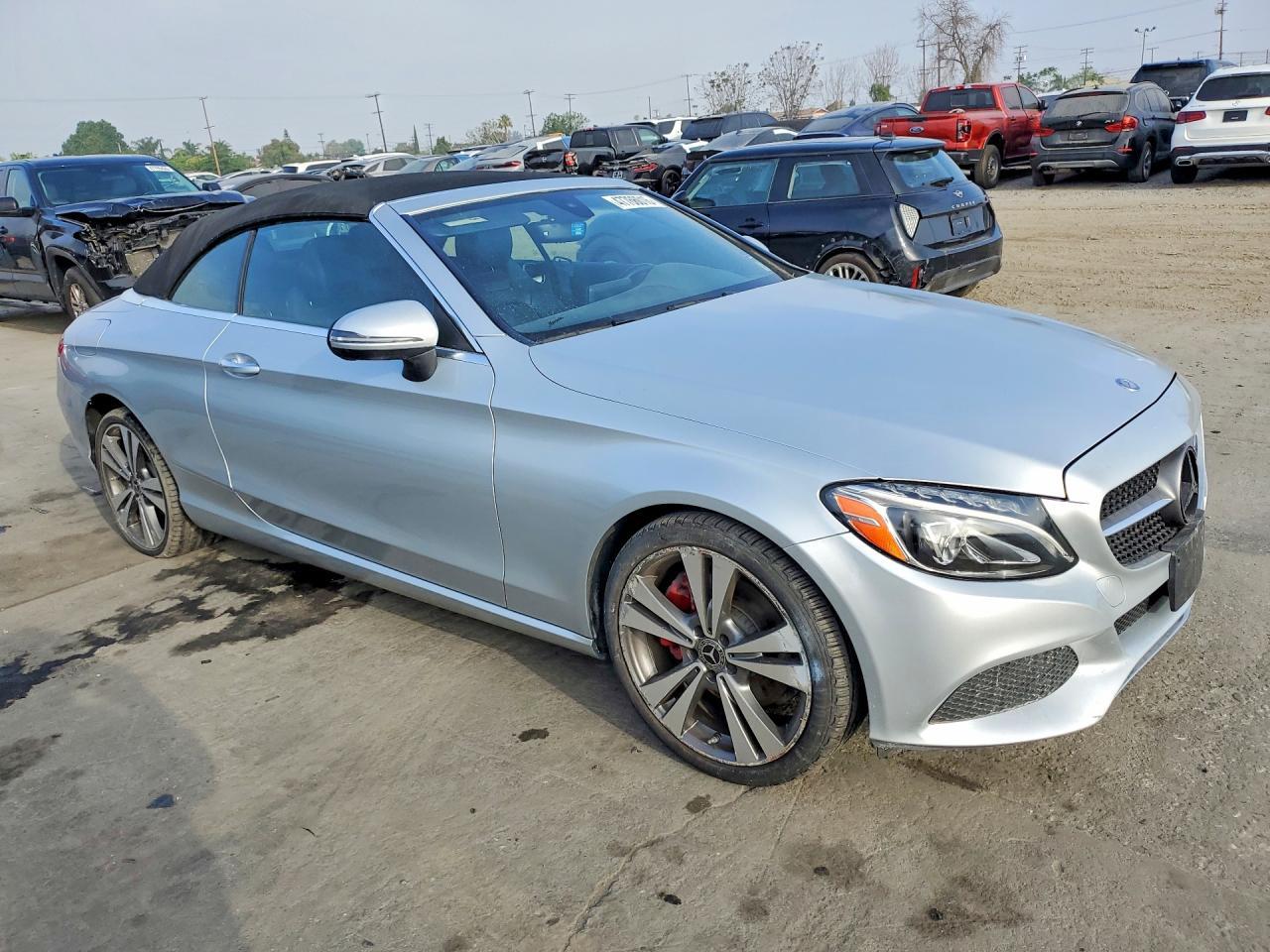 2017 Mercedes-Benz C 300 - Фото 4