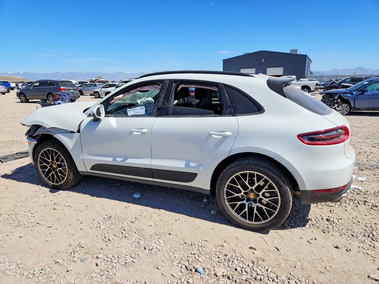 2017 Porsche Macan S - Image 2