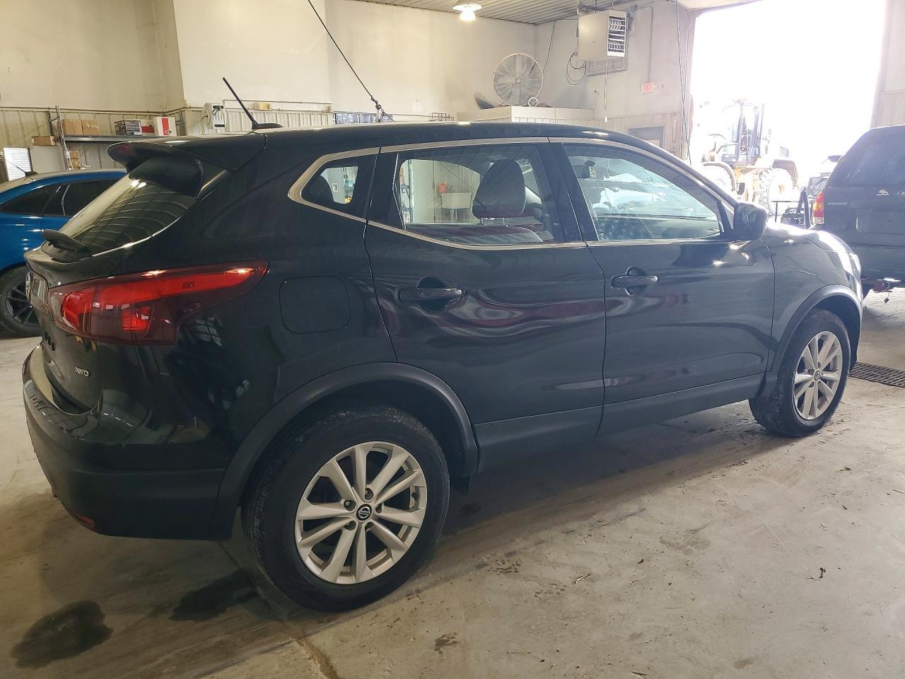 2019 Nissan Rogue Sport S - Фото 3