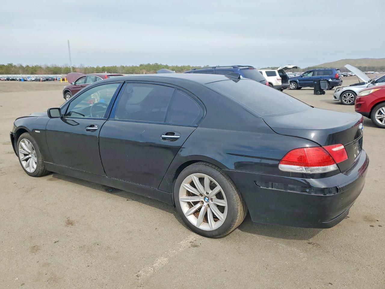 2007 BMW 750 - Фото 2