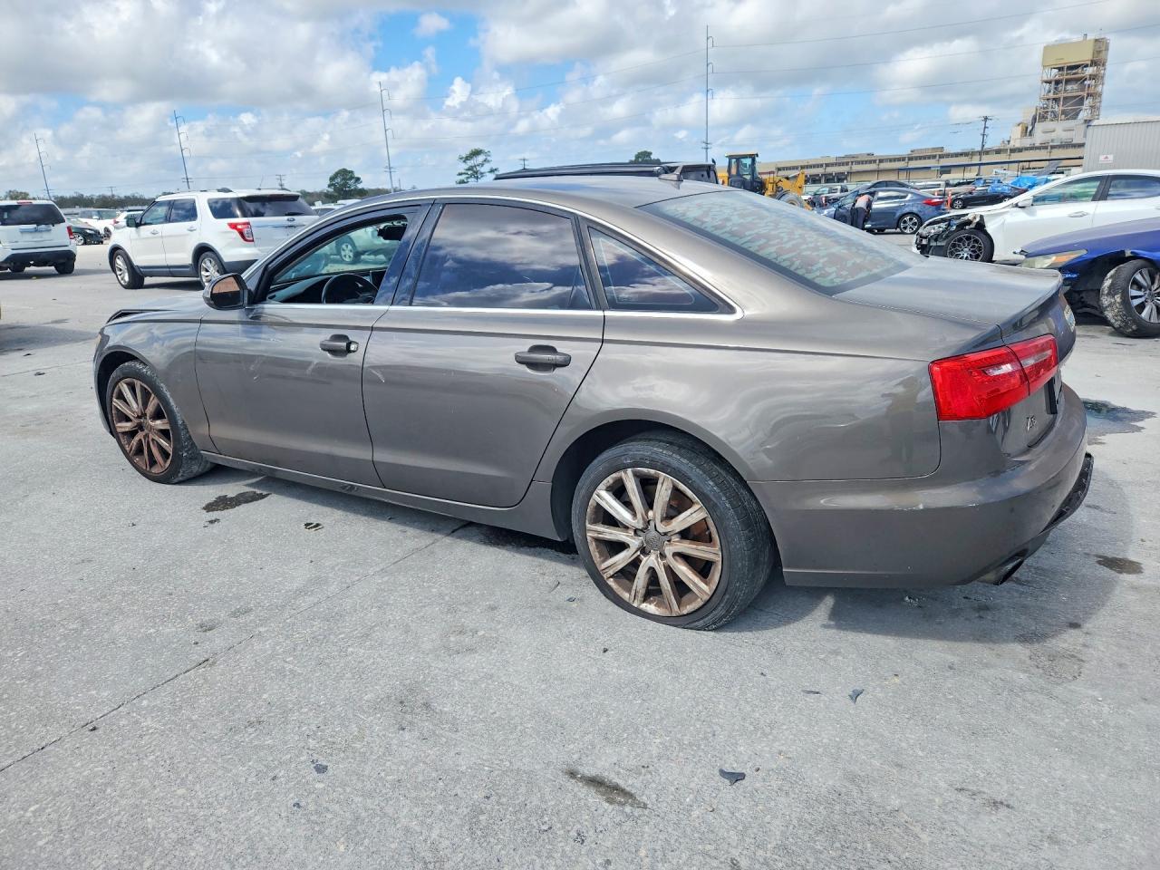 2015 Audi A6 Premium - Фото 2