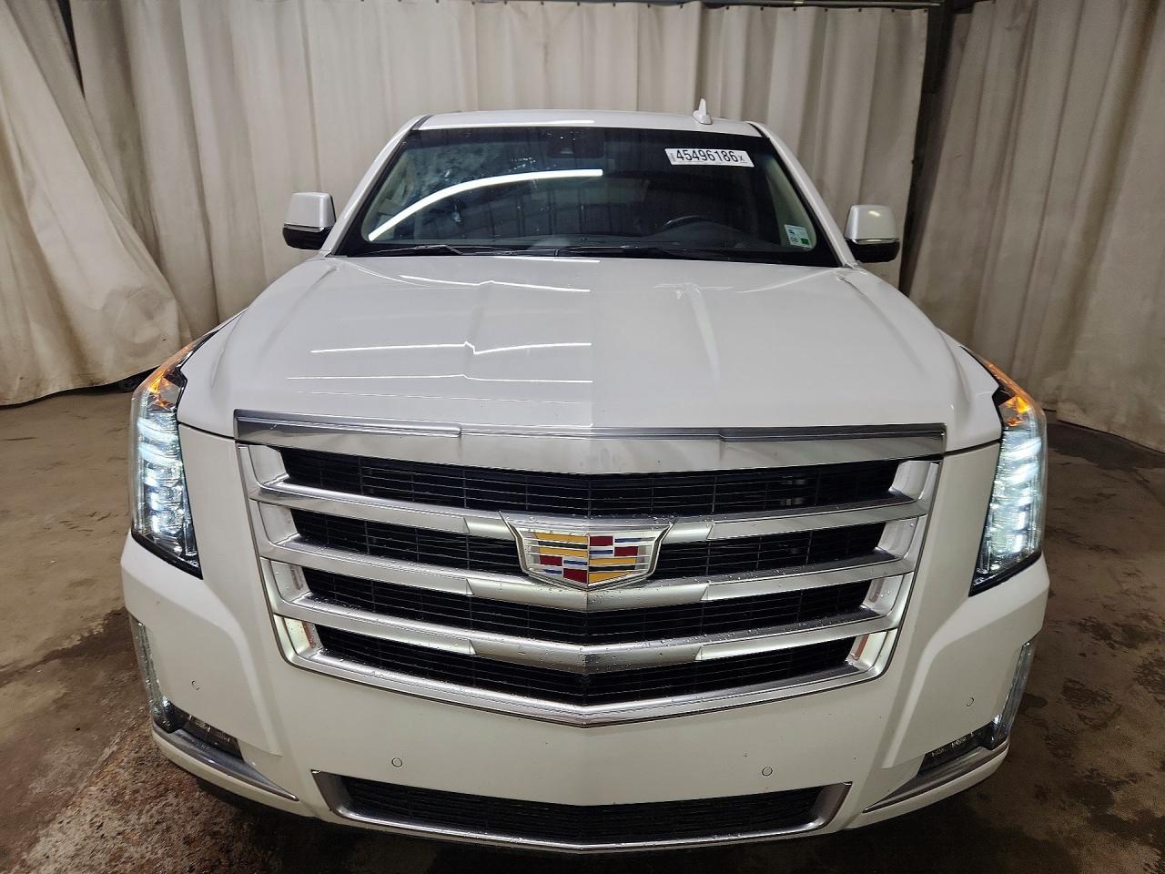 2017 Cadillac Escalade Esv Luxury - Image 5