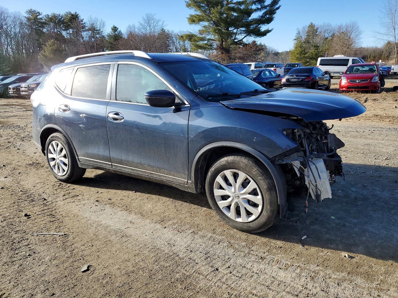 2016 Nissan Rogue S - Image 4