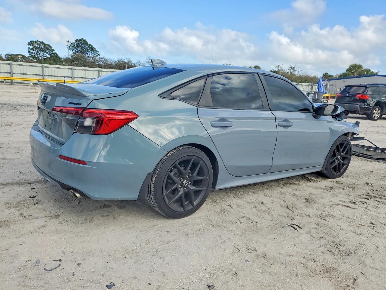 2022 Honda Civic Sport - Фото 3