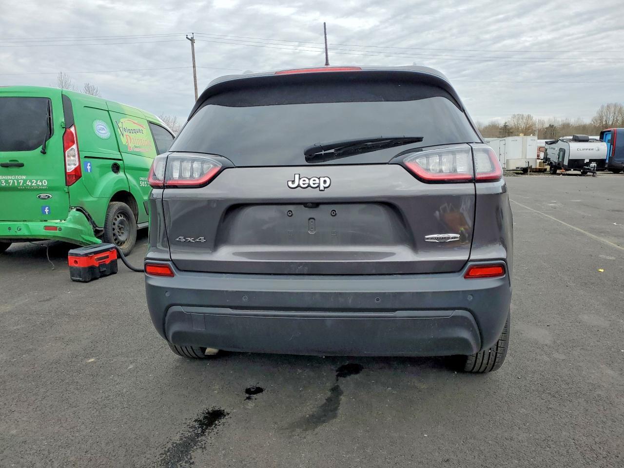2019 Jeep Cherokee Latitude Plus - Image 6
