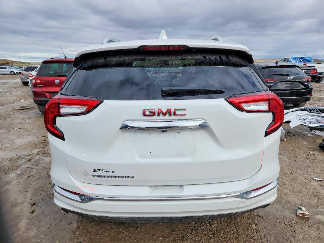 2024 GMC Terrain Denali - Image 6
