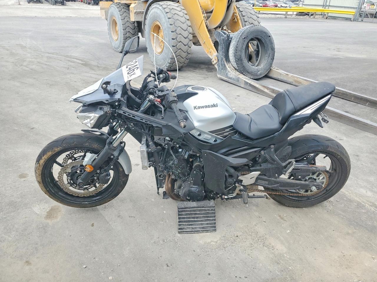 2026 Kawasaki Ex650 P - Фото 3