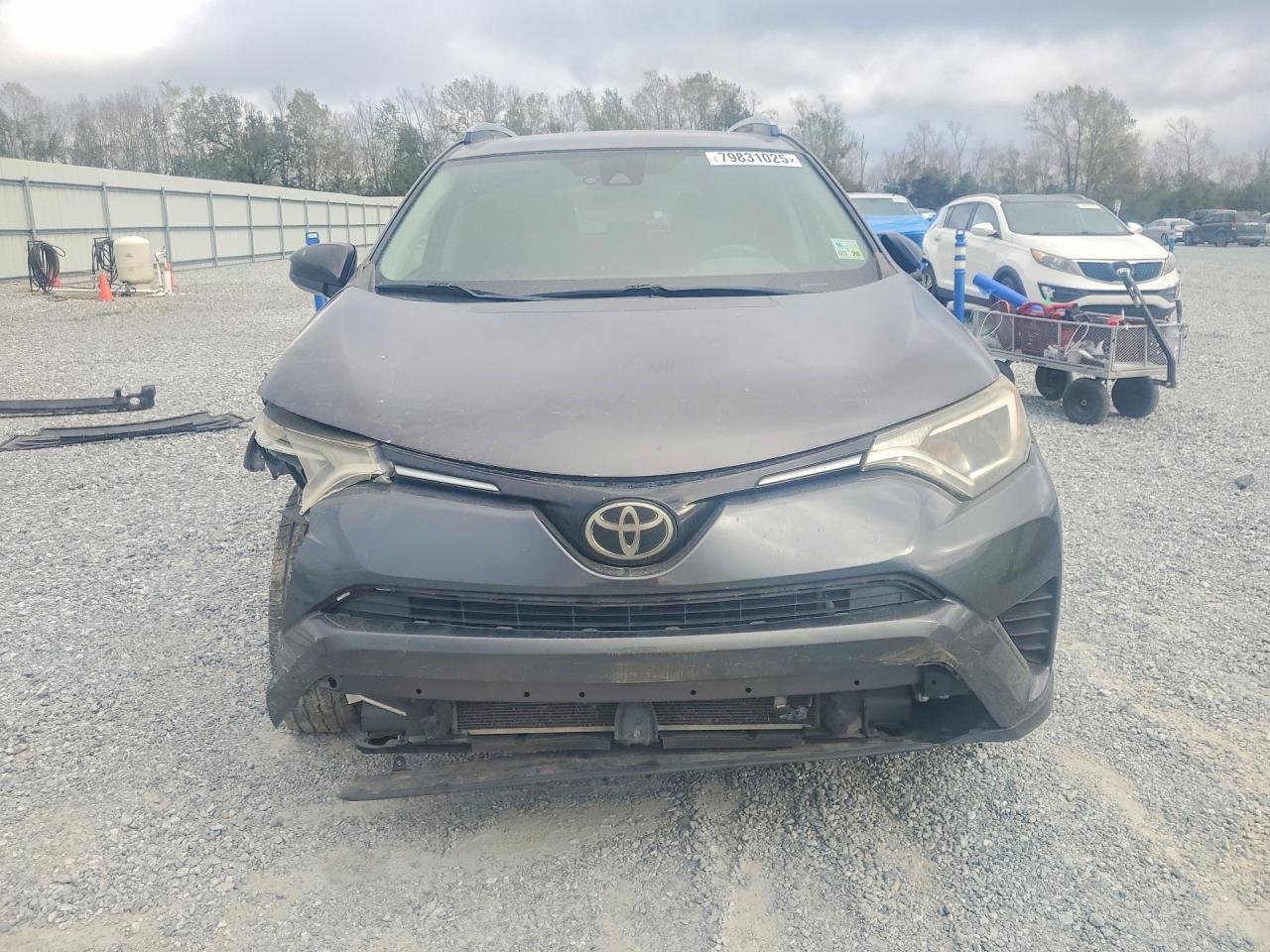 2017 Toyota Rav4 Le - Фото 5