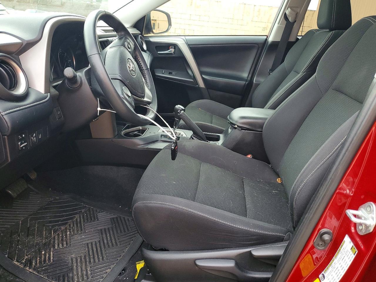 2018 Toyota Rav4 - Image 7