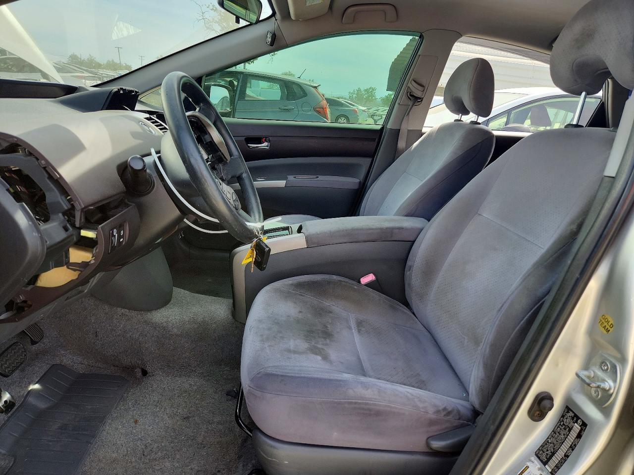 2004 Toyota Prius Base - Image 7