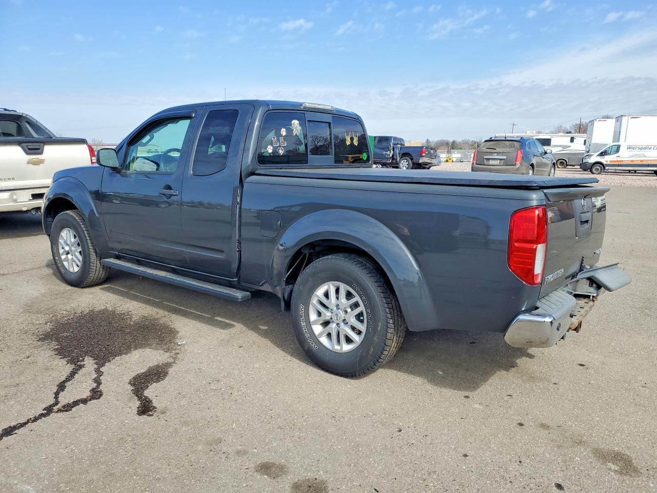 2014 Nissan Frontier Sv V6 - Image 2