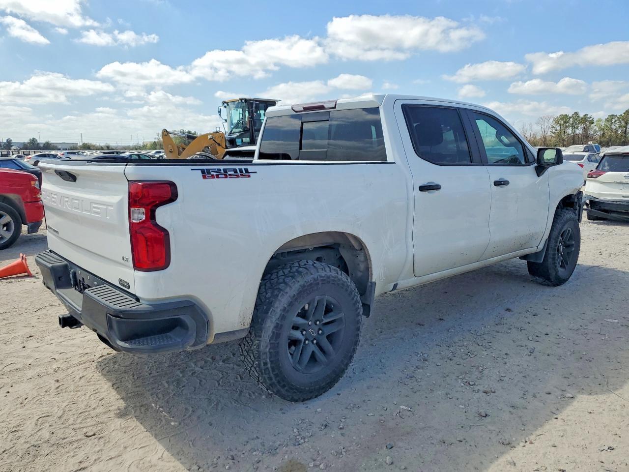 2020 Chevrolet Silverado K1500 Lt Trail Boss - Фото 3