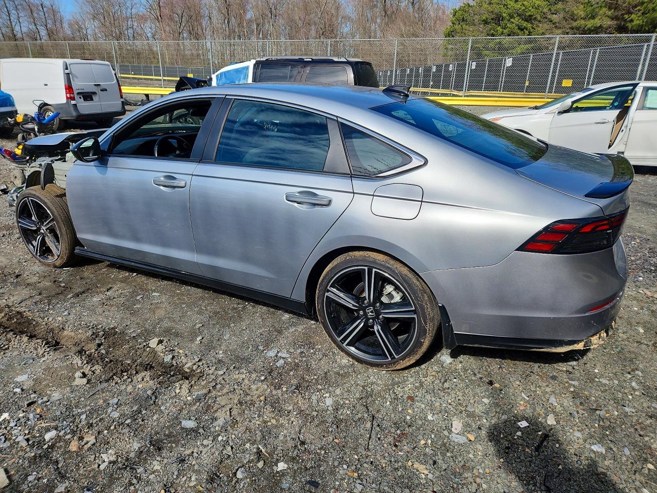 2024 Honda Accord Hybrid Sport - Фото 2