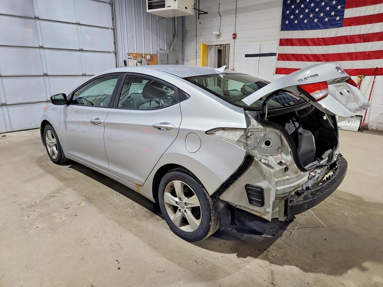 2013 Hyundai Elantra Gls - Фото 2