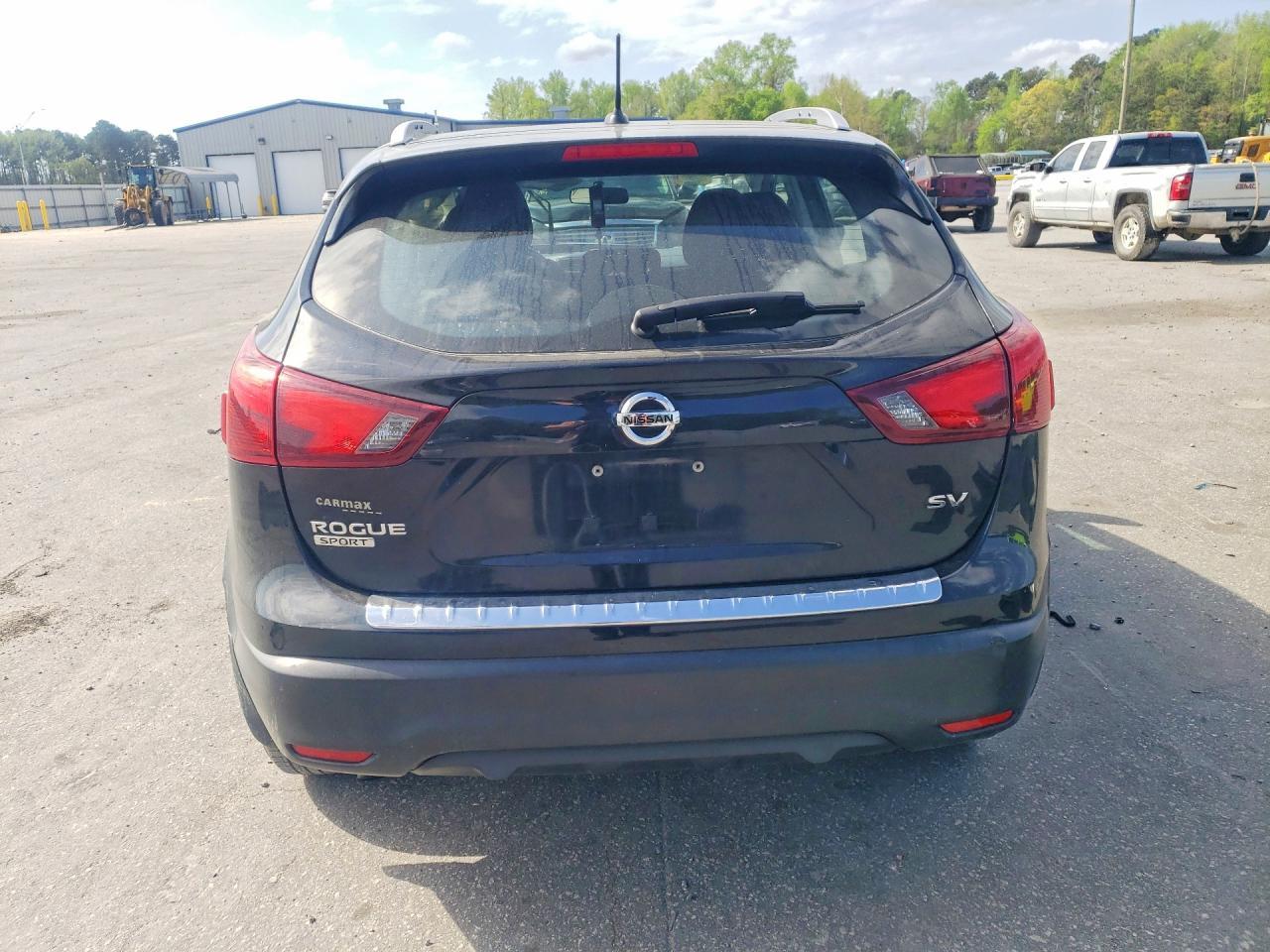 2017 Nissan Rogue Sport Sv - Image 6
