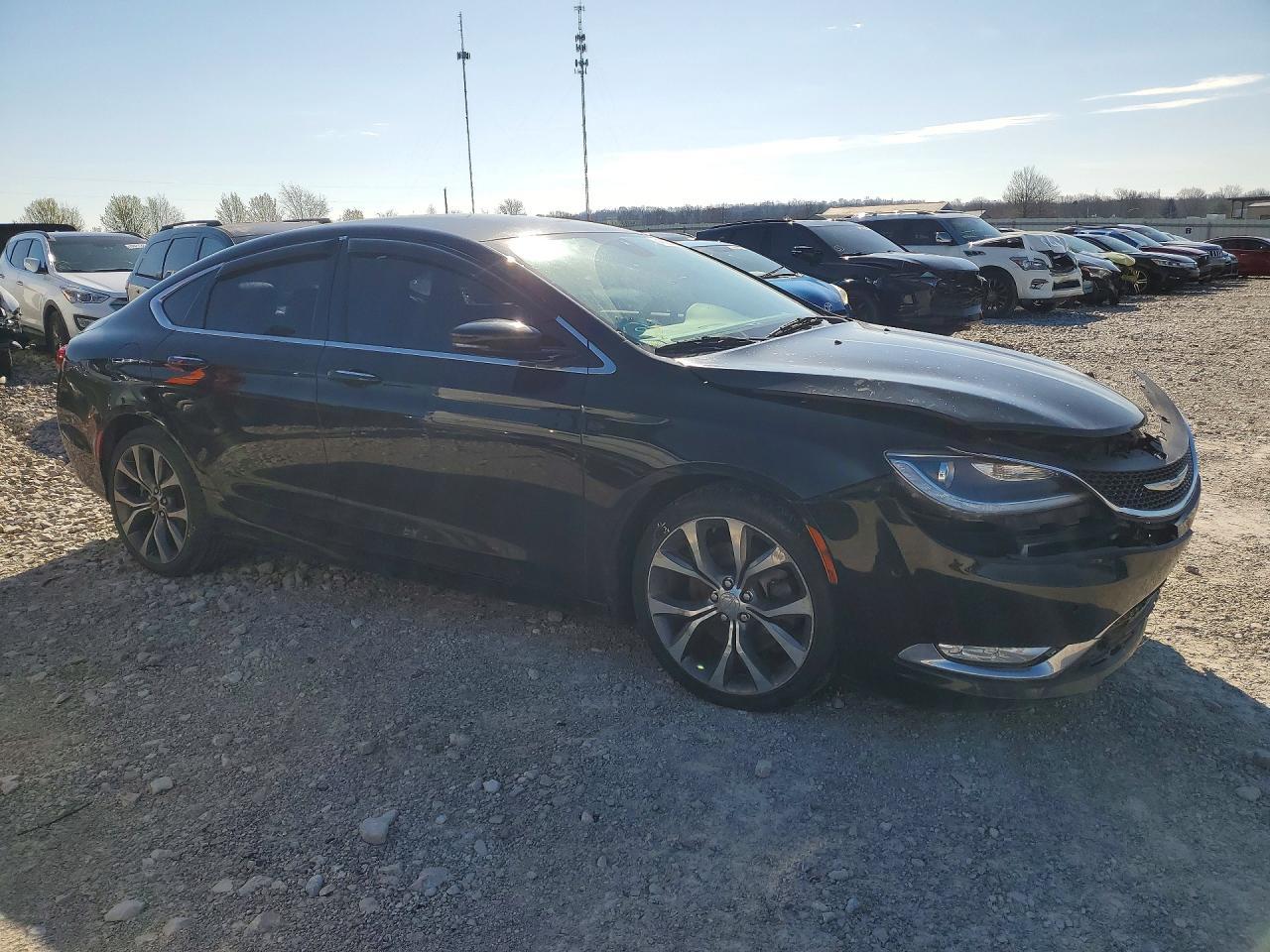 2015 Chrysler 200 C - Image 4