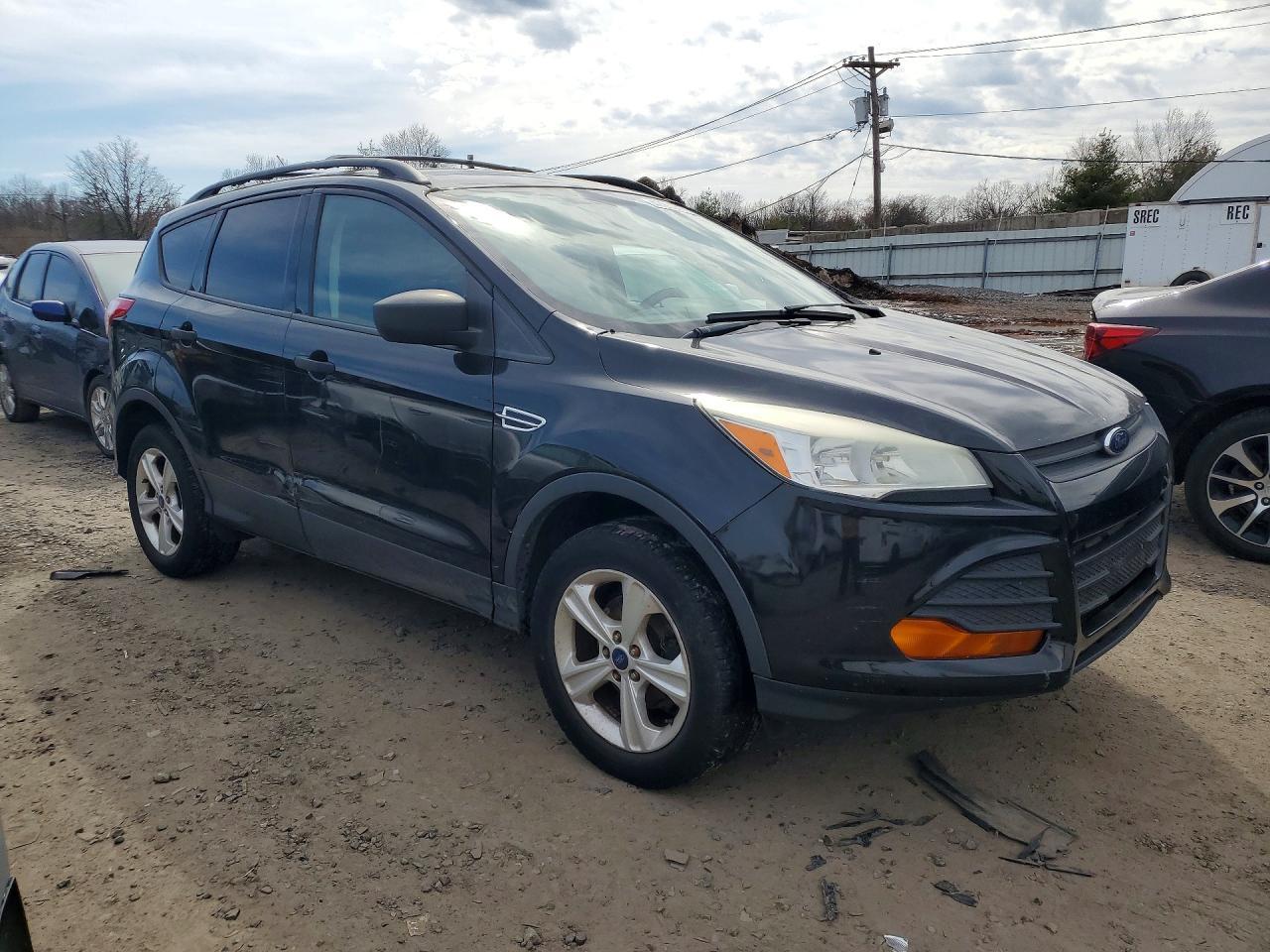 2013 Ford Escape S - Фото 4