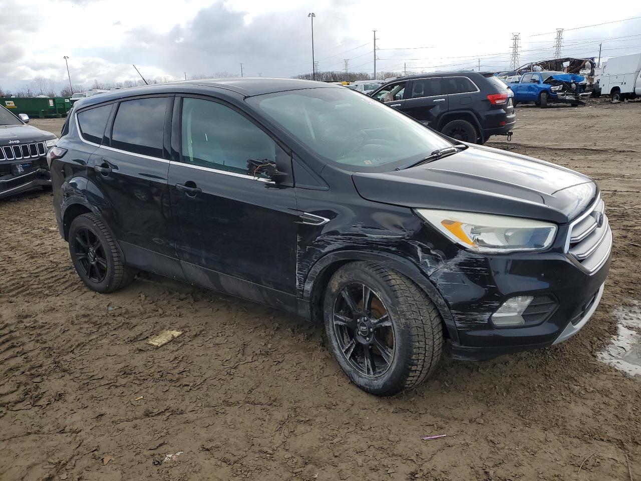 2017 Ford Escape Se - Фото 7