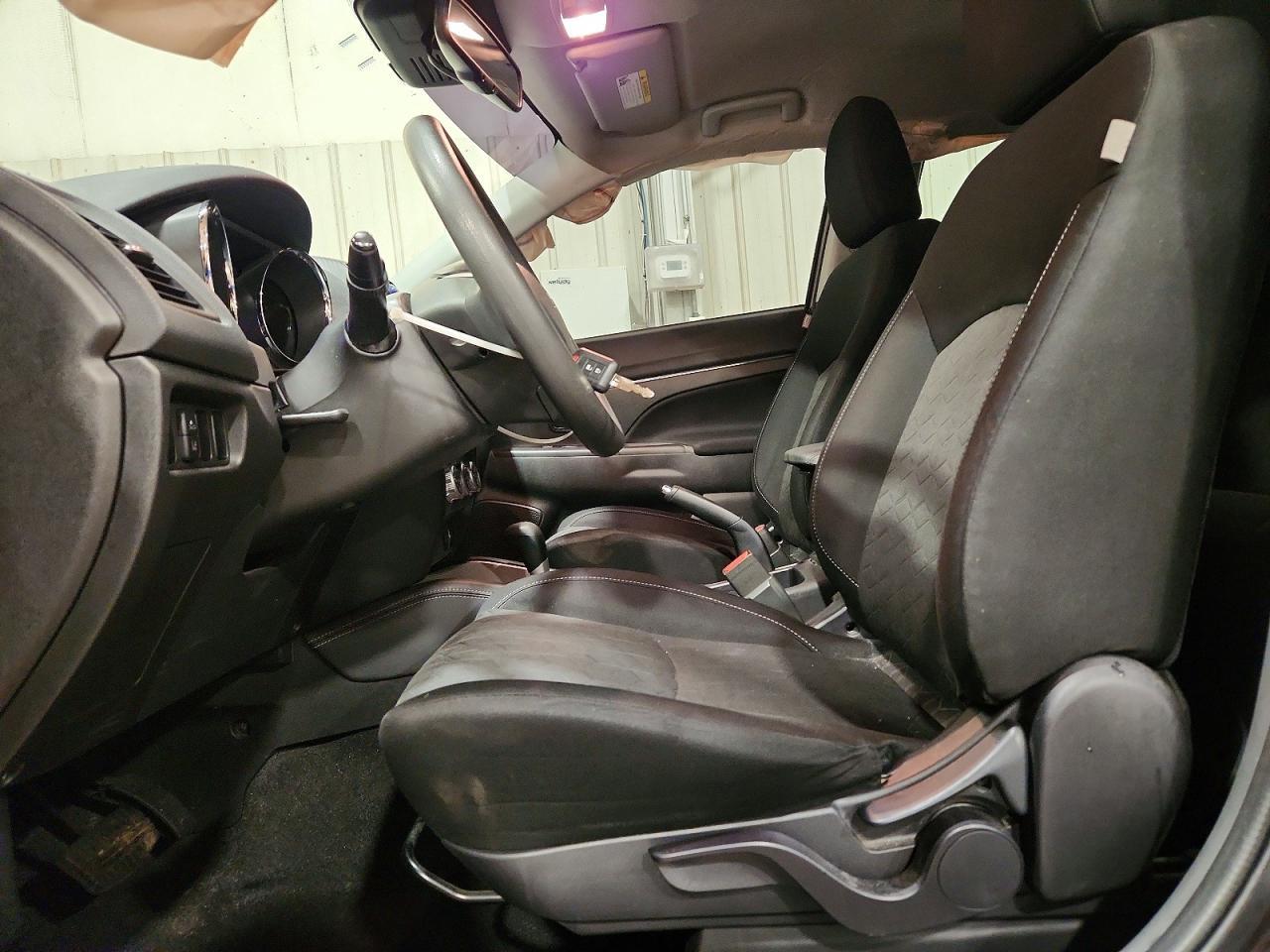2021 Mitsubishi Outlander Sport Es - Image 7