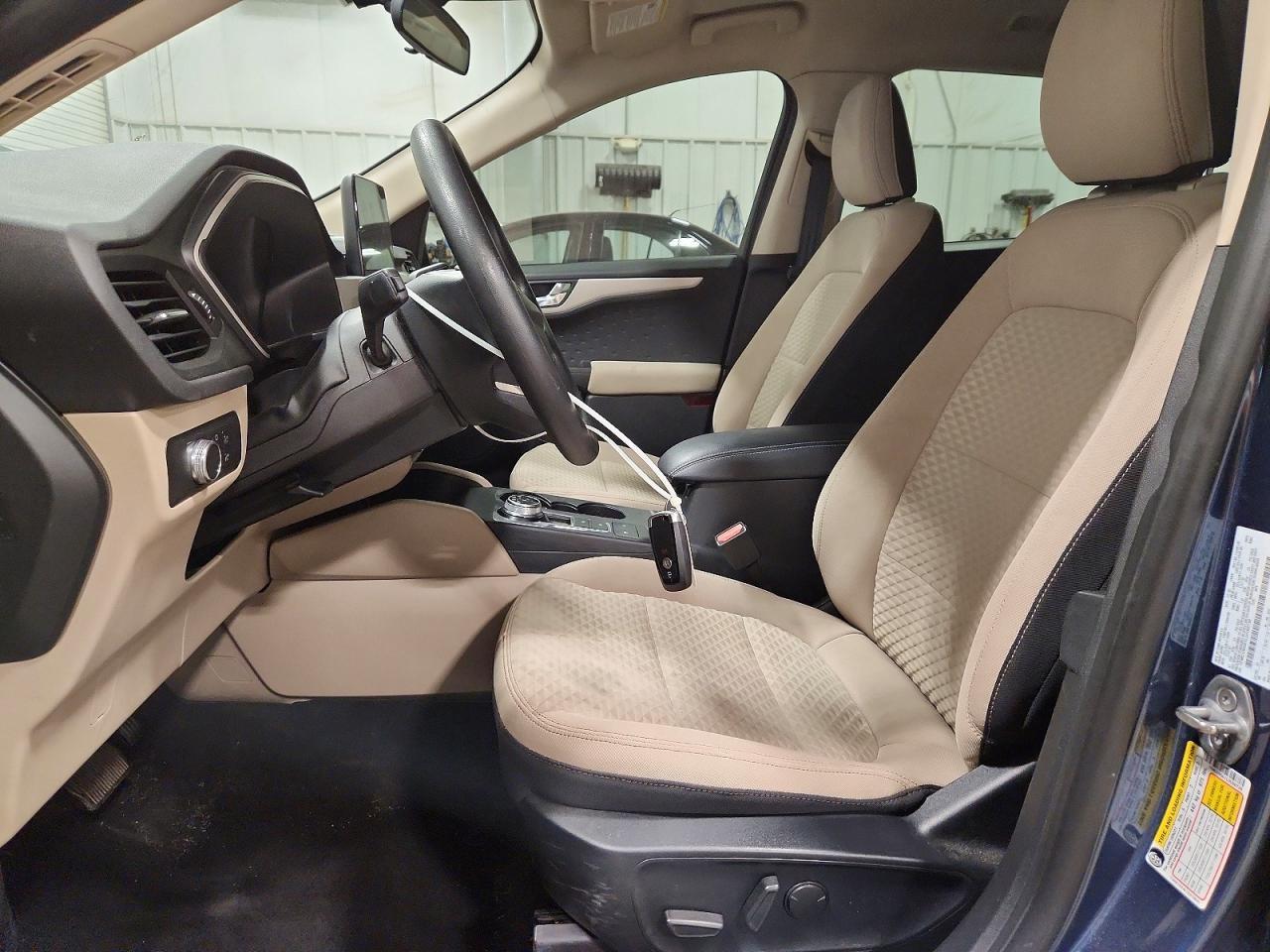 2020 Ford Escape Se - Фото 7