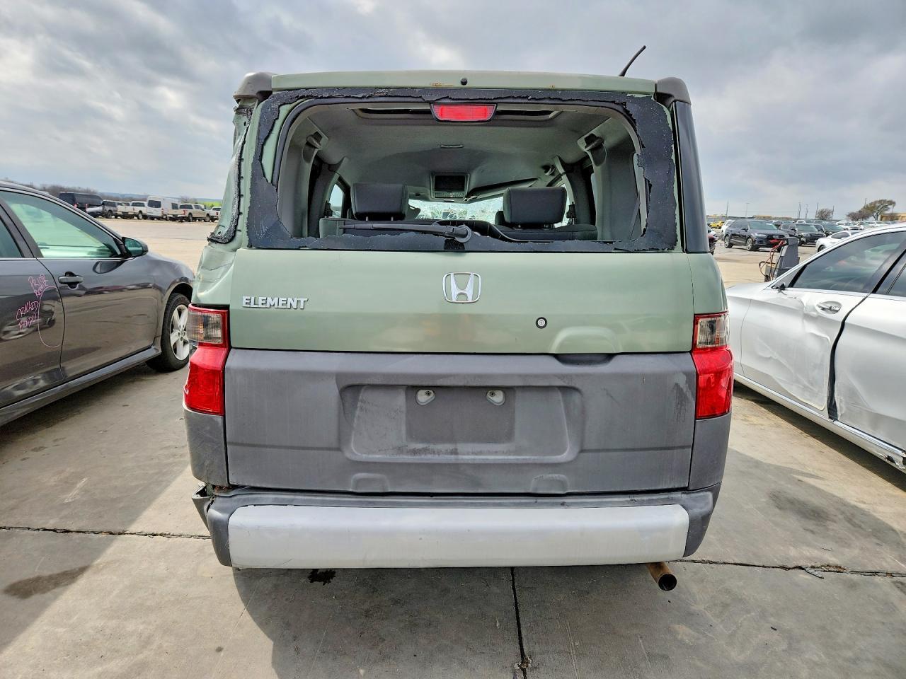 2004 Honda Element - Фото 6