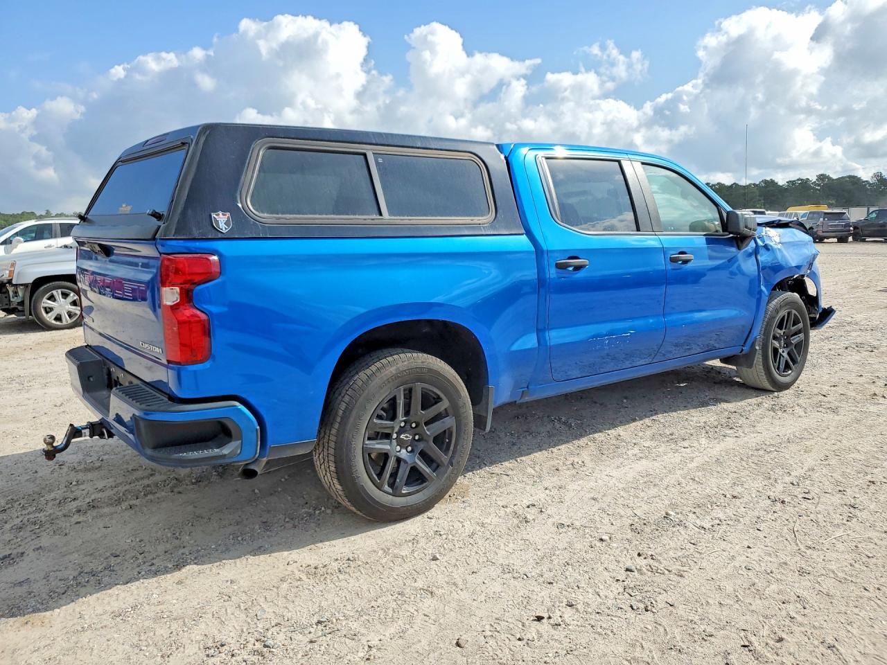 2023 Chevrolet Silverado C1500 Custom - Фото 3