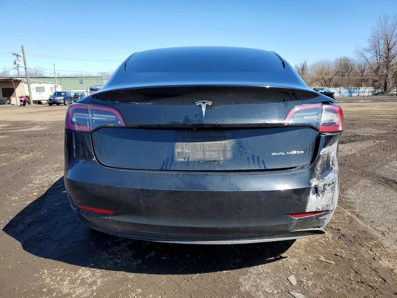 2022 Tesla Model 3 - Фото 6