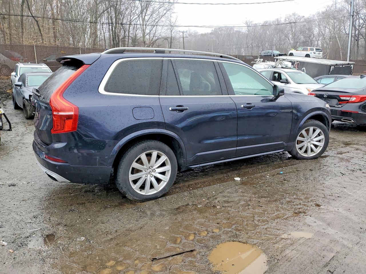 2016 Volvo Xc90 T6 - Image 3
