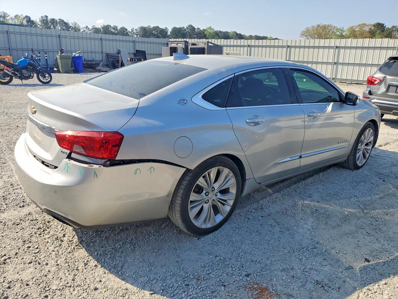 2015 Chevrolet Impala Ltz - Image 3