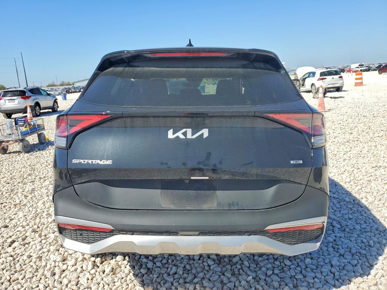 2024 Kia Sportage Hybrid Lx - Image 6