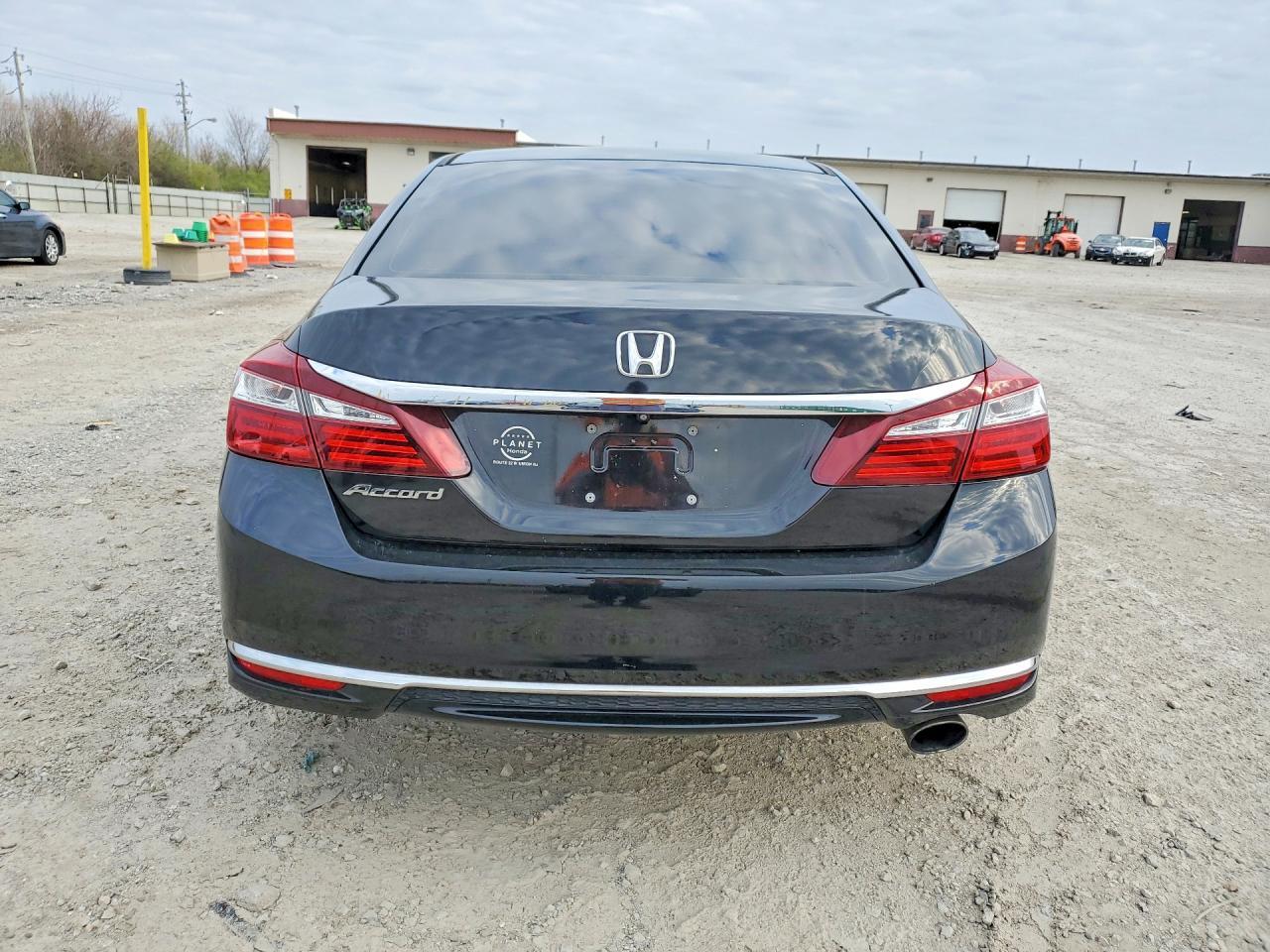 2017 Honda Accord Lx - Фото 6