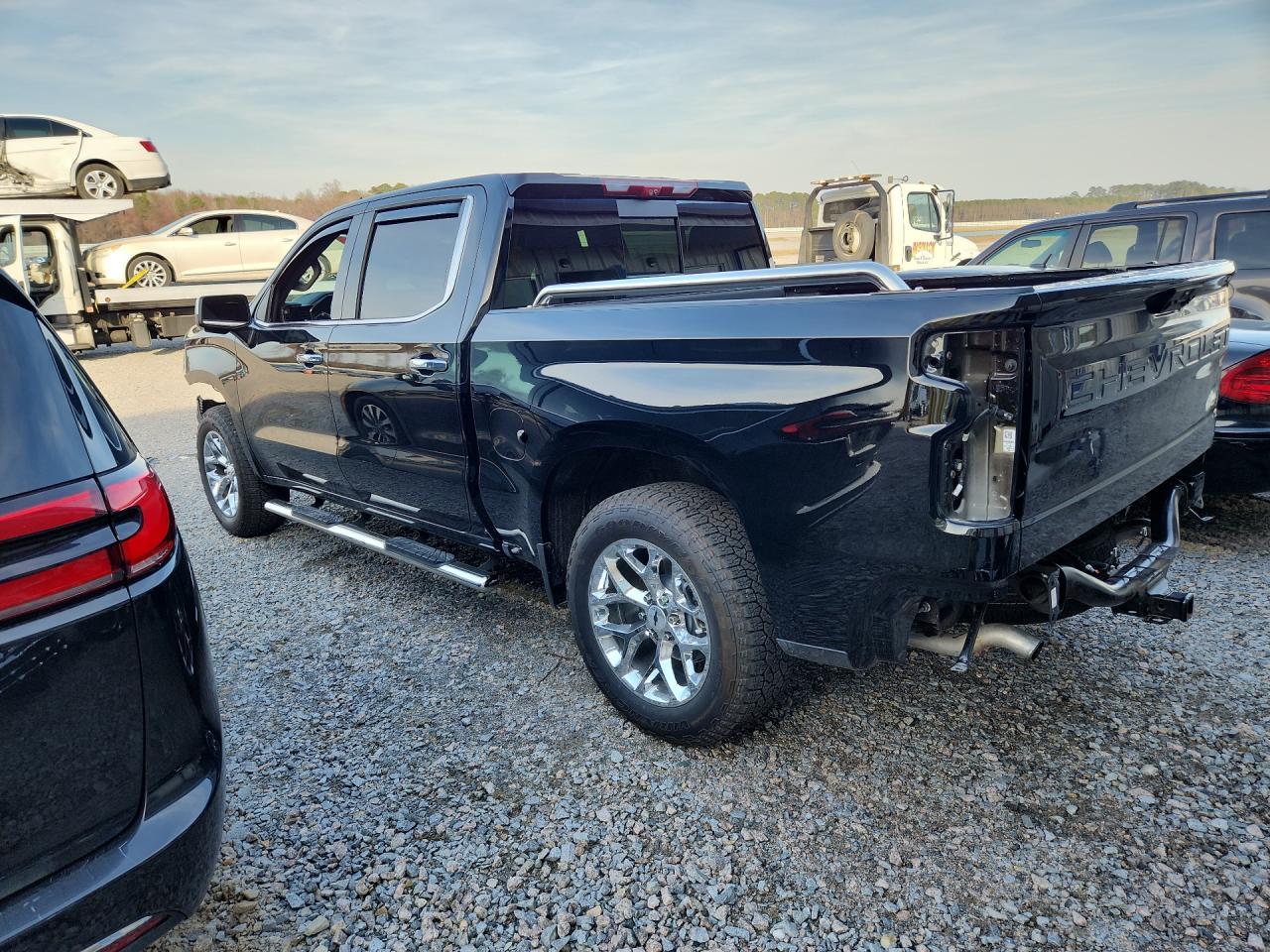 2025 Chevrolet Silverado K1500 Ltz - Image 2