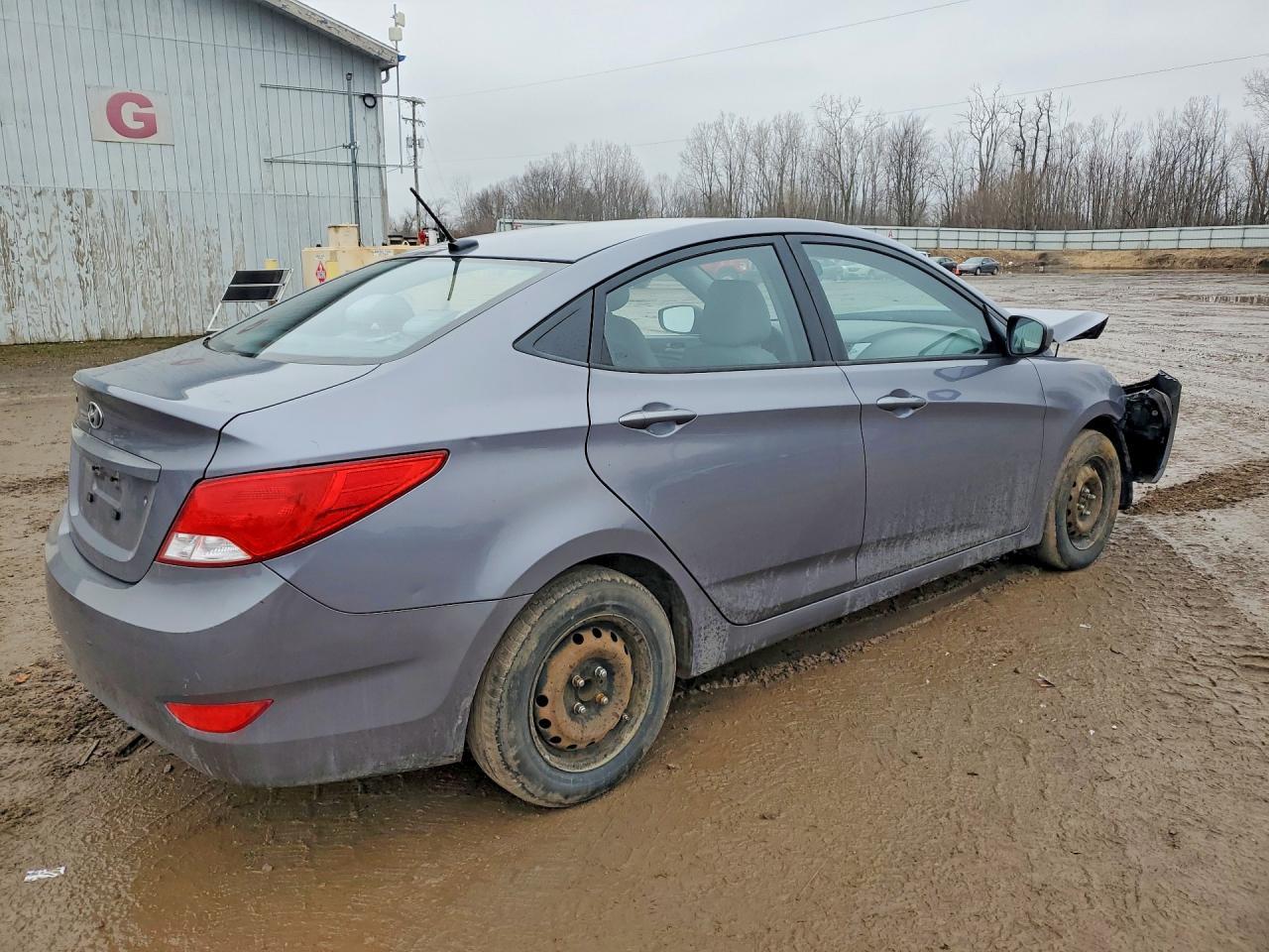 2016 Hyundai Accent Se - Фото 3