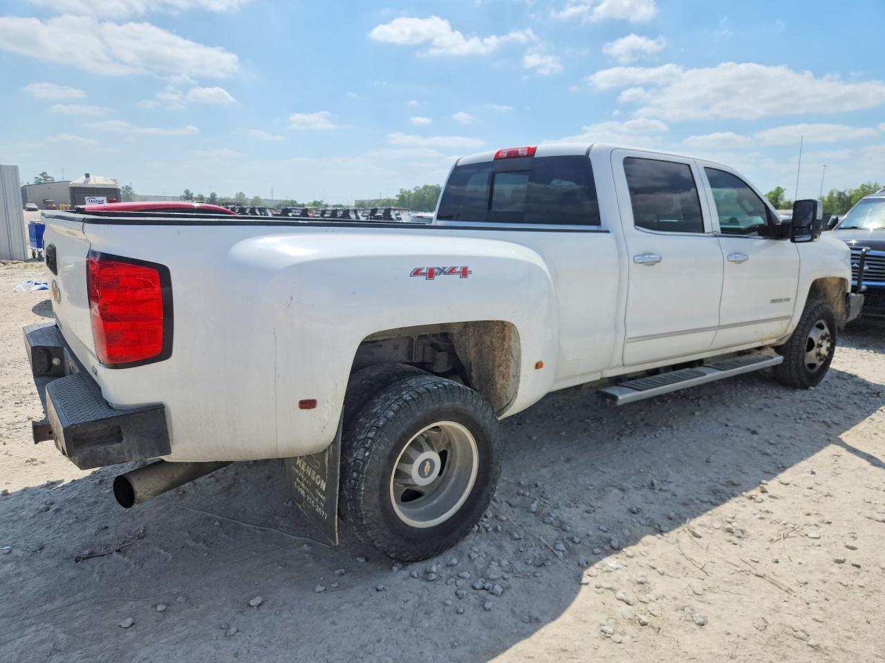 2015 Chevrolet Silverado K3500 Ltz - Фото 3
