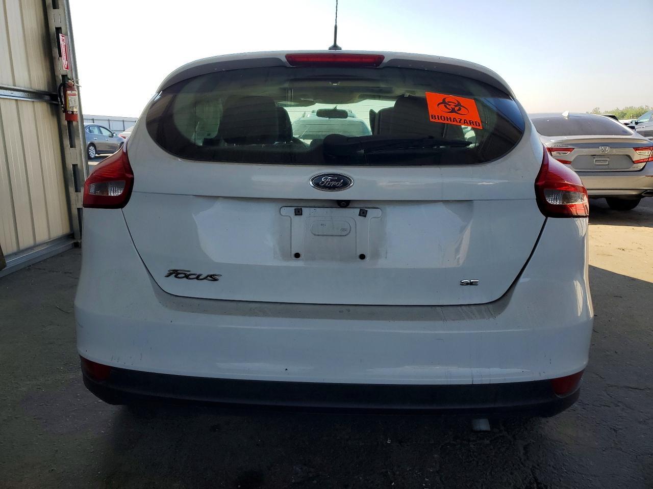 2015 Ford Focus Se - Фото 6