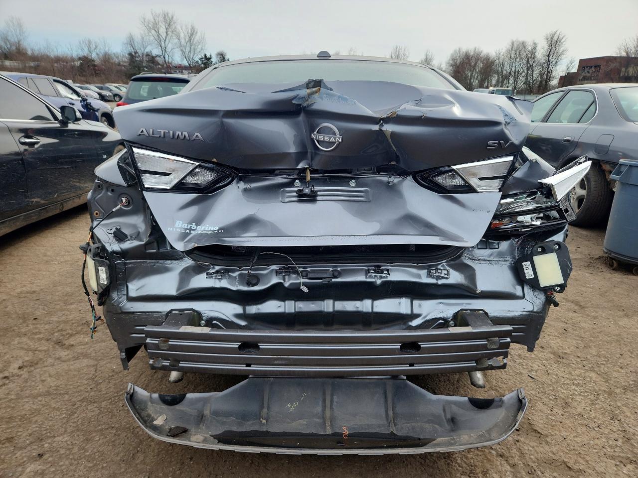 2024 Niss Altima Sv - Image 6