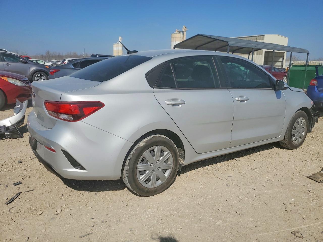 2021 Kia Rio Lx - Фото 3