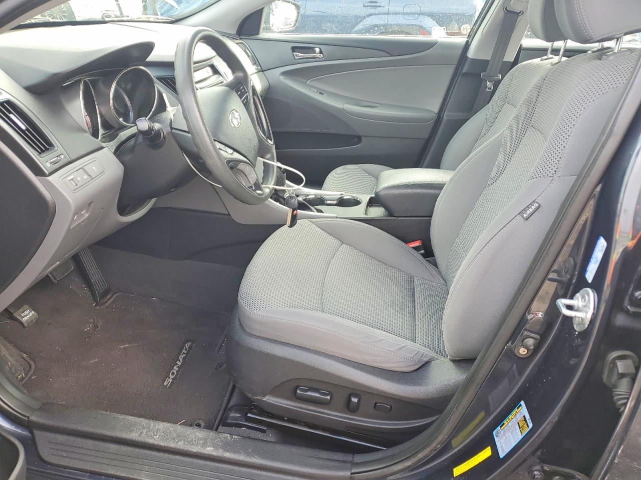 2011 Hyundai Sonata Gls - Image 7