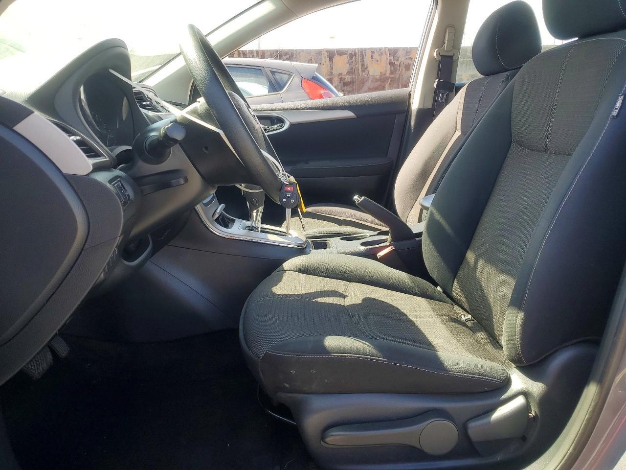 2015 Nissan Sentra - Фото 7