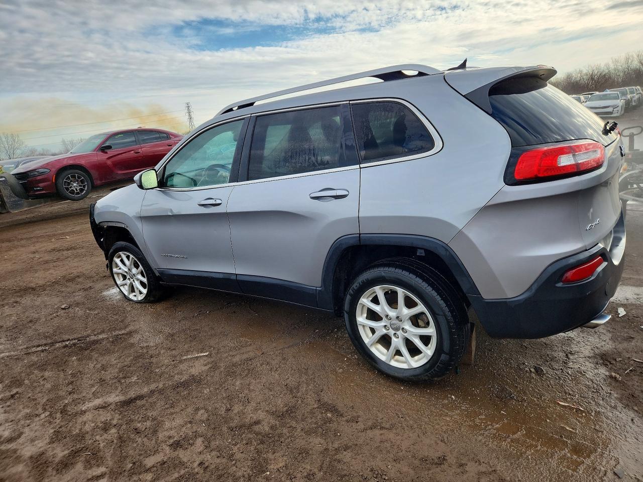 2014 Jeep Cherokee Latitude - Image 2