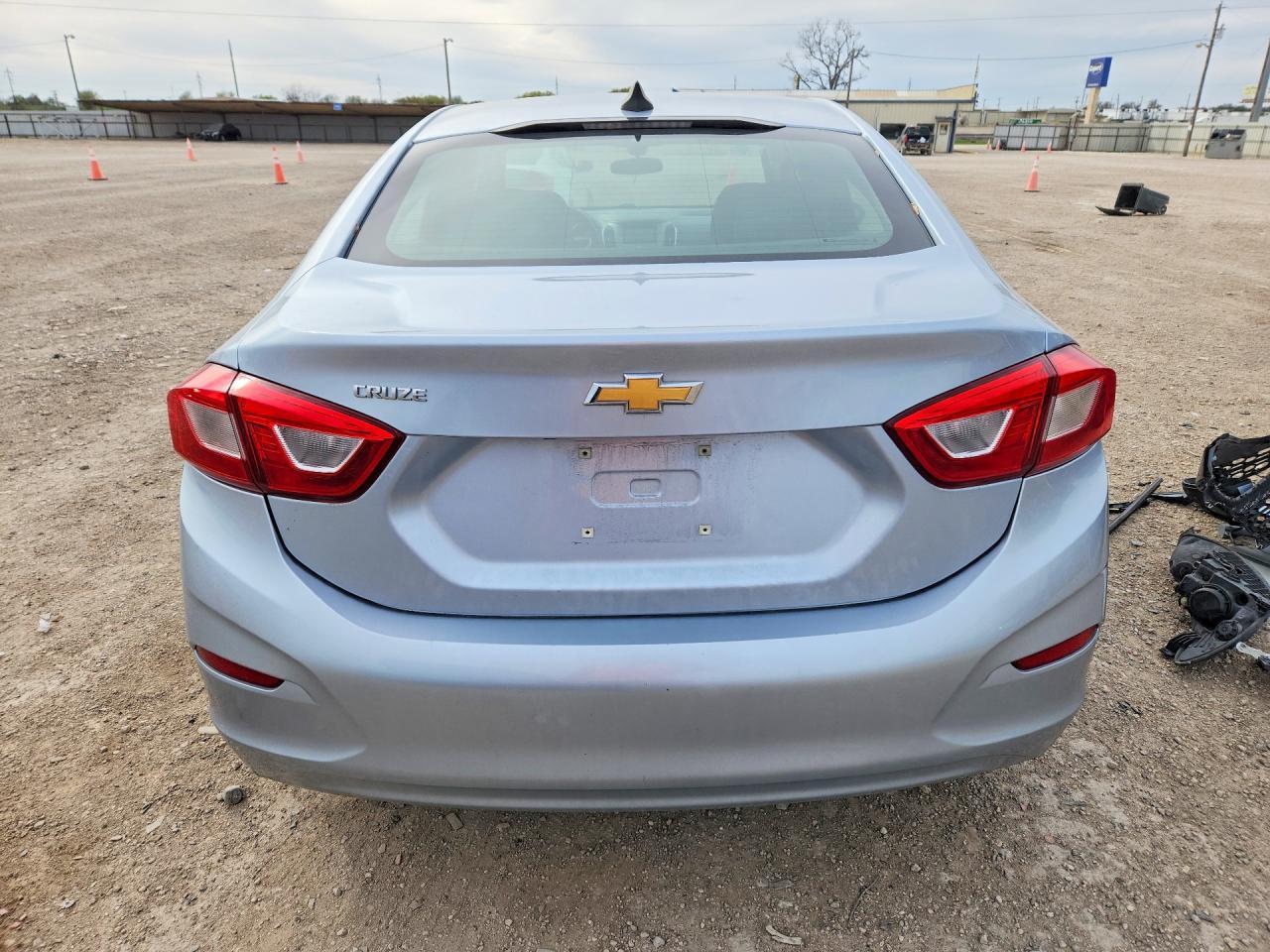 2018 Chevrolet Cruze Ls - Фото 6