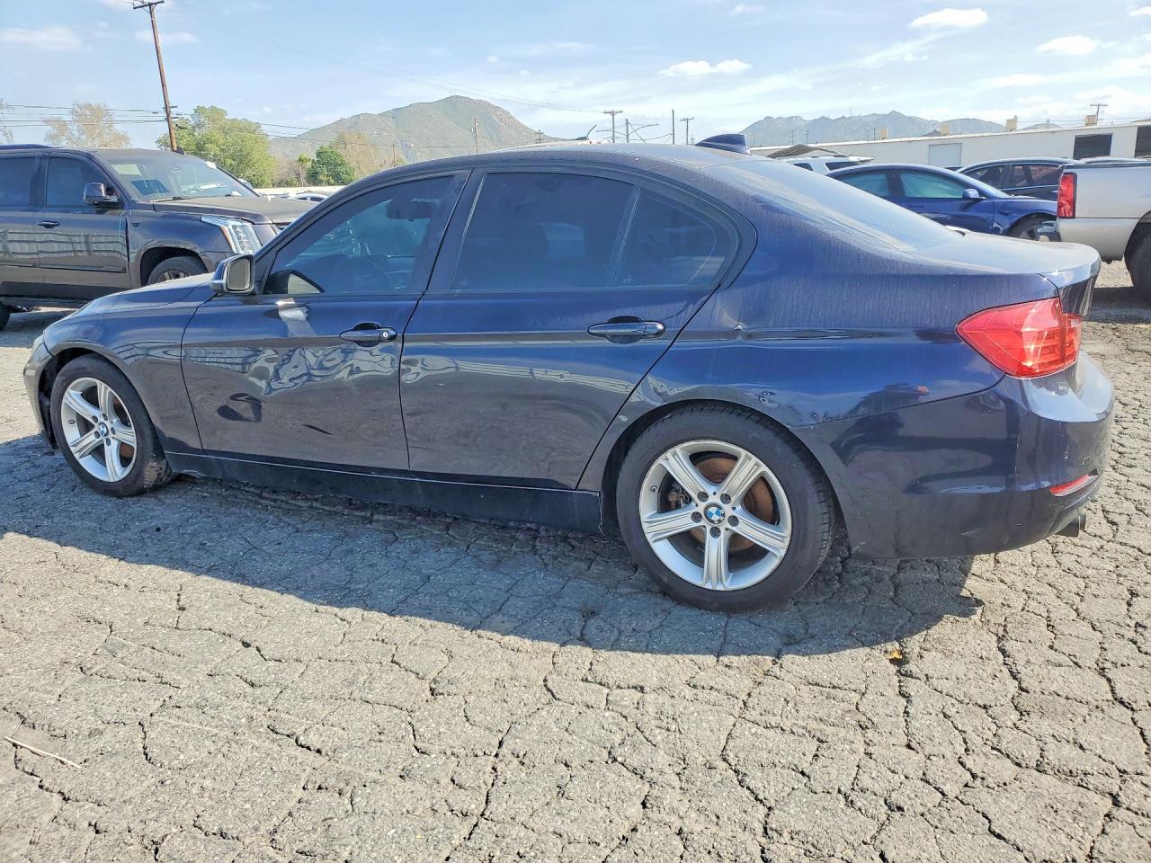 2014 BMW 328 I Sulev - Фото 2