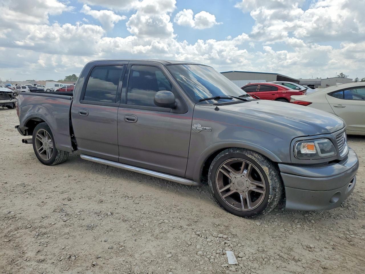 2002 Ford F150 Supercrew Harley Davidson - Image 4